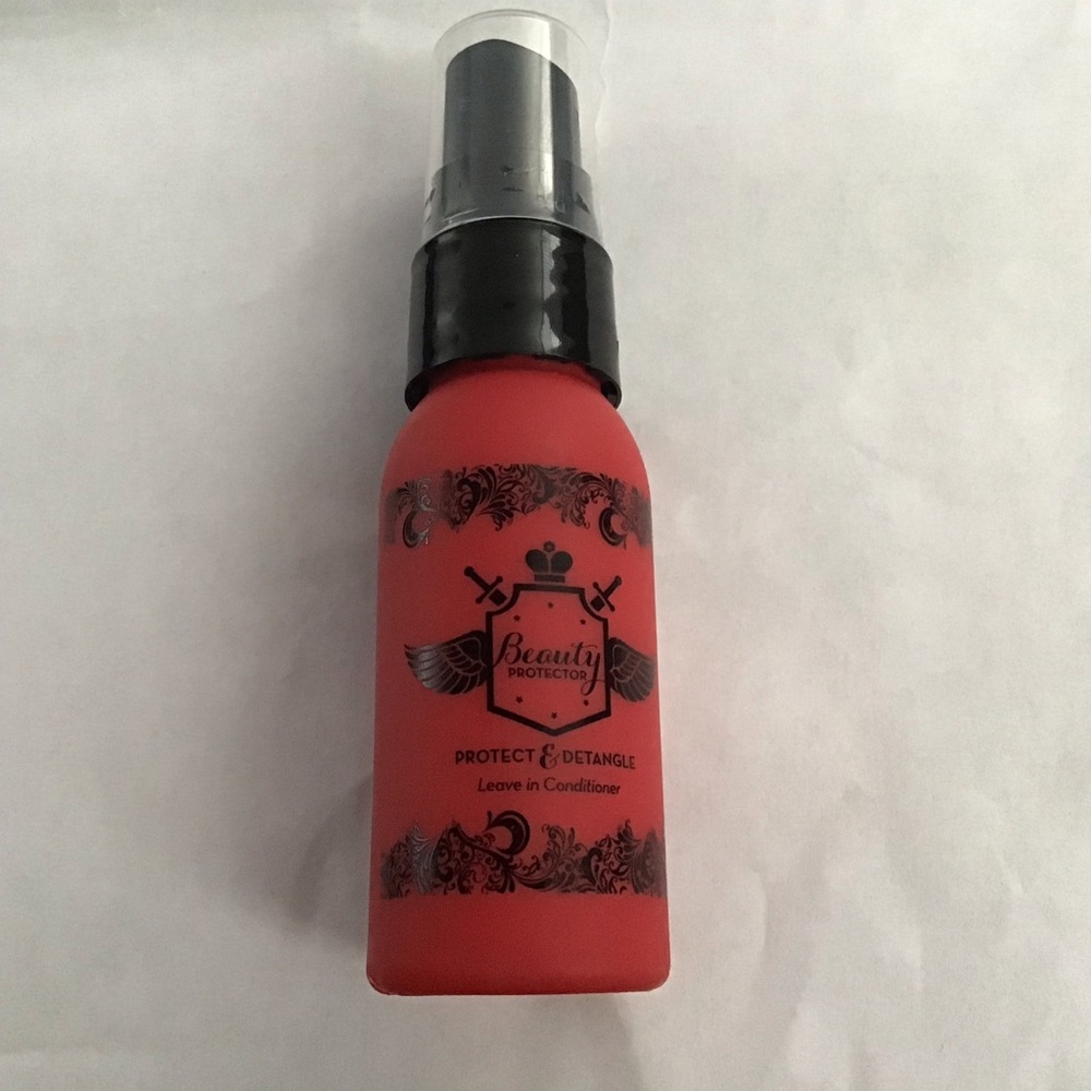 ✨NEW 2/$10 Travel Size Beauty Protector Detangler